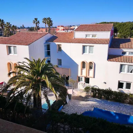 Apartmán De 2 Chambres A Avec Piscine Partagee A 1 Km De La Plage *